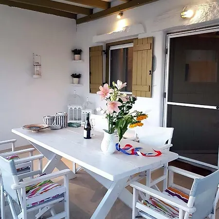 Paros Sunset Psv & Psv2 别墅 *